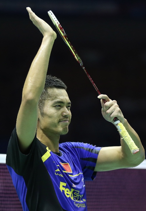 英格兰羽毛球队翻盘泰国羽毛球队，谌龙完成帽子戏法