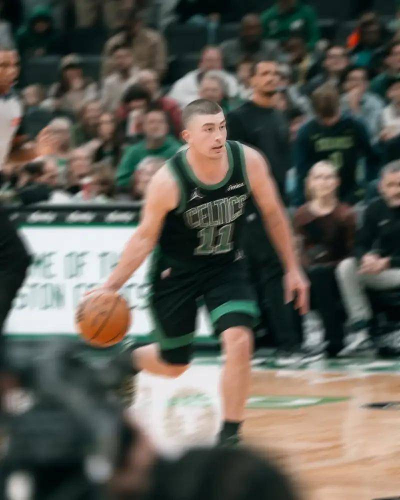 IM体育社区互动入口-快船力克凯尔特人，福克斯统治全场