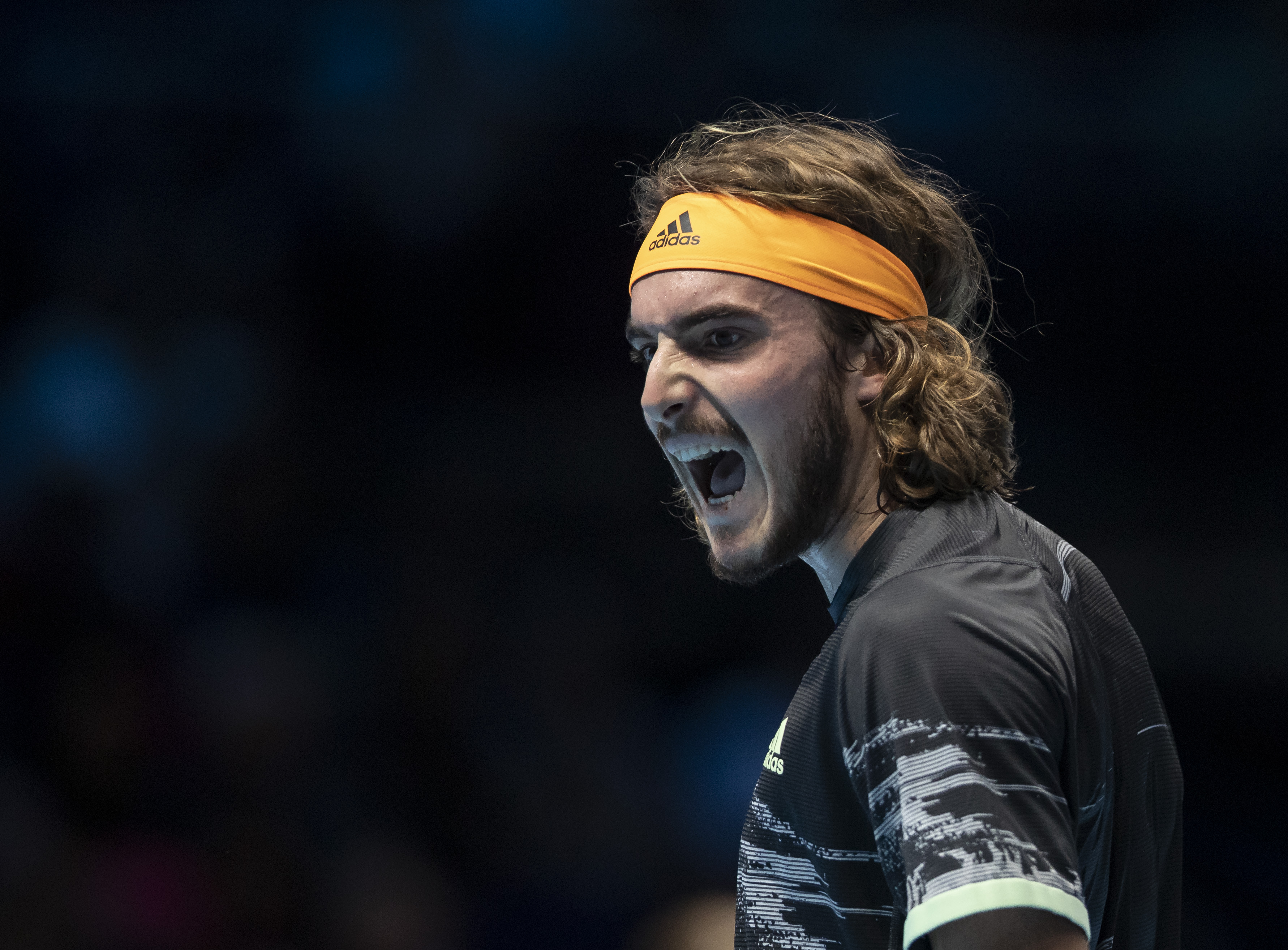 IM体育世界杯2026-戴维斯杯鏖战美网，西西帕斯点燃赛场