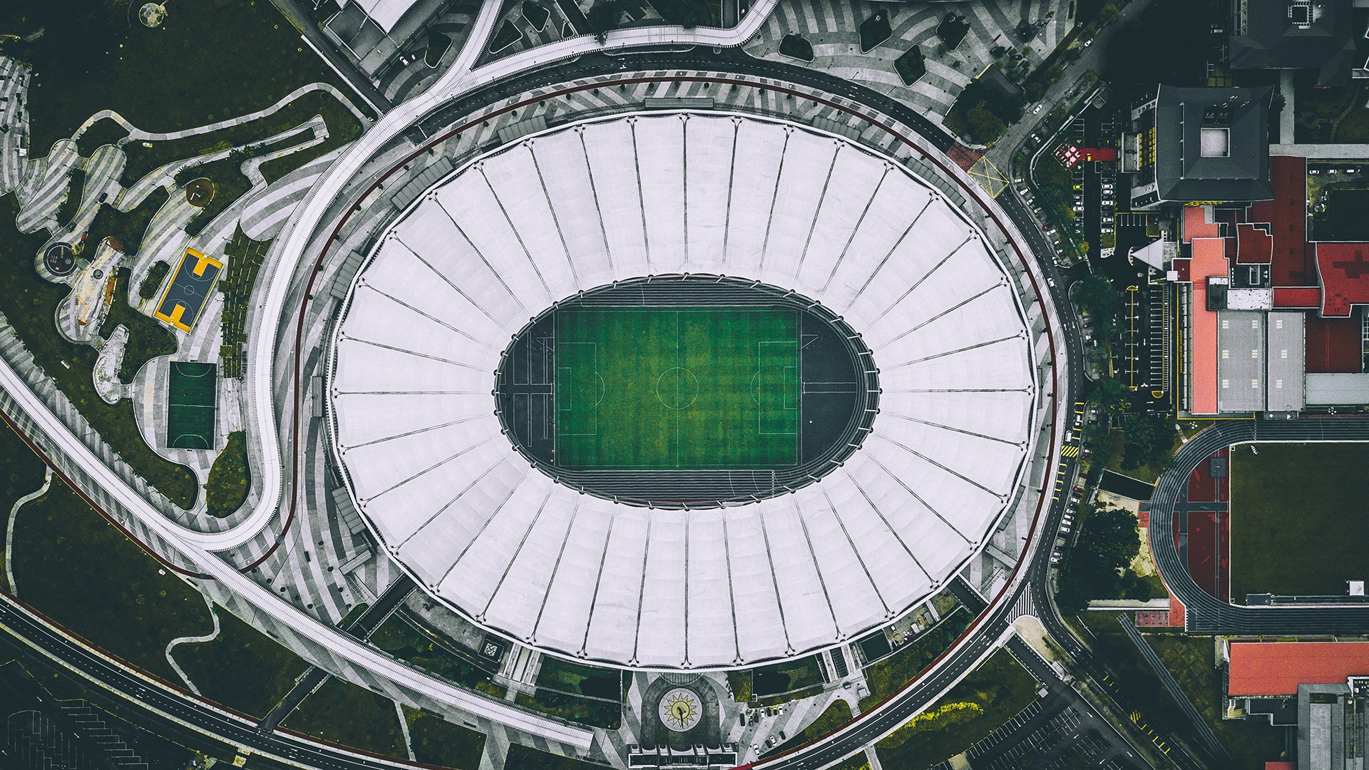 IM Sport-铁幕重现，当库尔图瓦在2026半决赛筑起叹息之墙，喀麦隆的强硬风暴吞没捷克